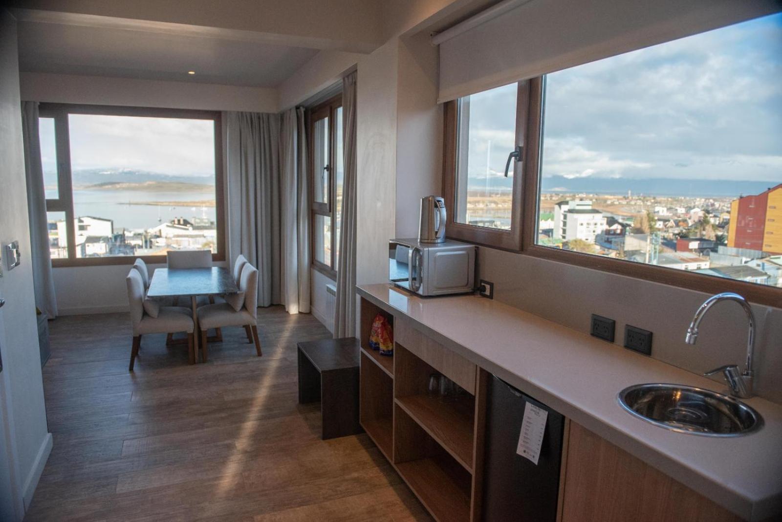 Aparthotel Del Bosque 3*